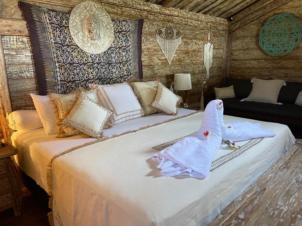 Louka Beach Bali 提安亚尔 外观 照片