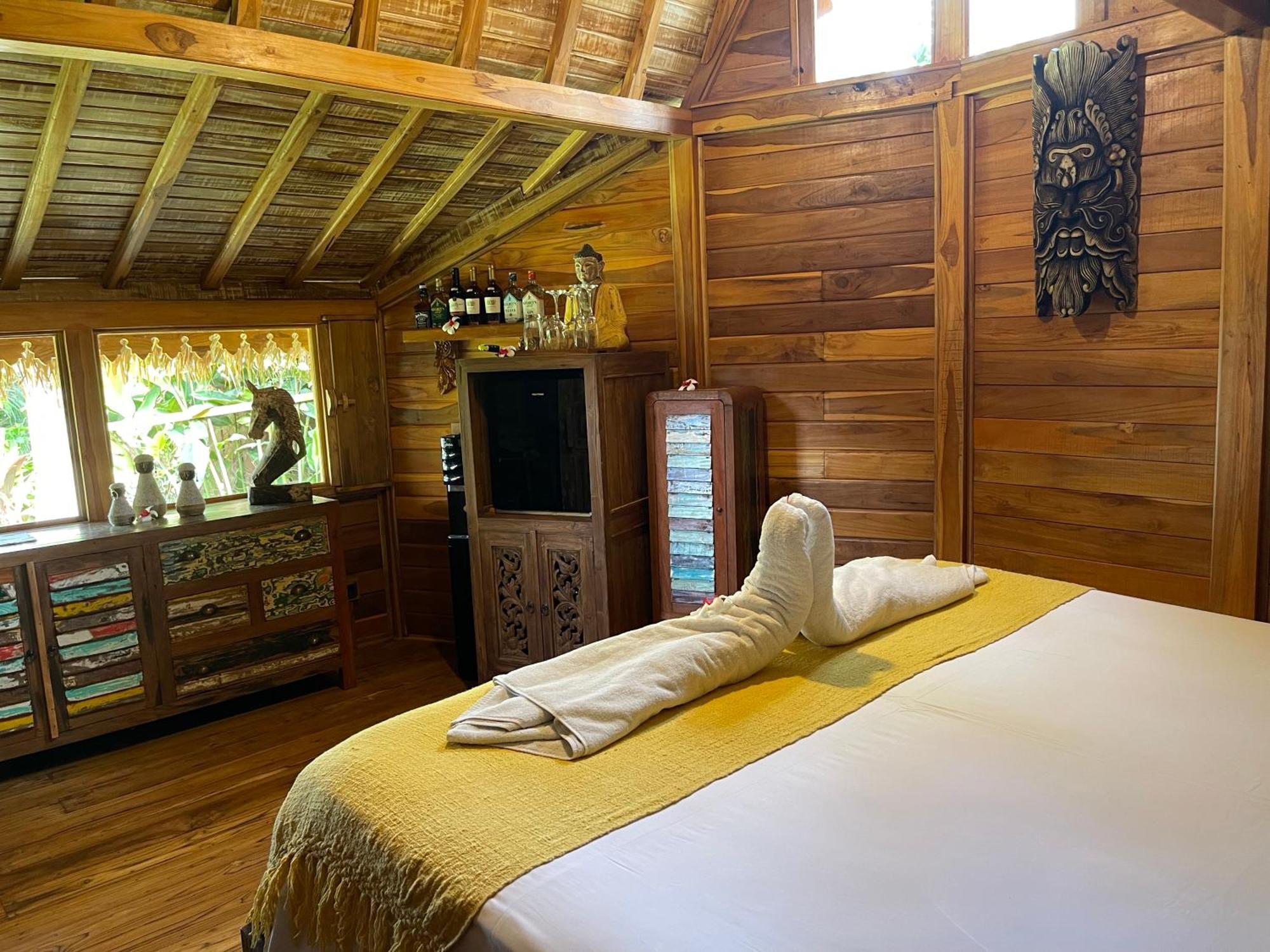 Louka Beach Bali 提安亚尔 外观 照片