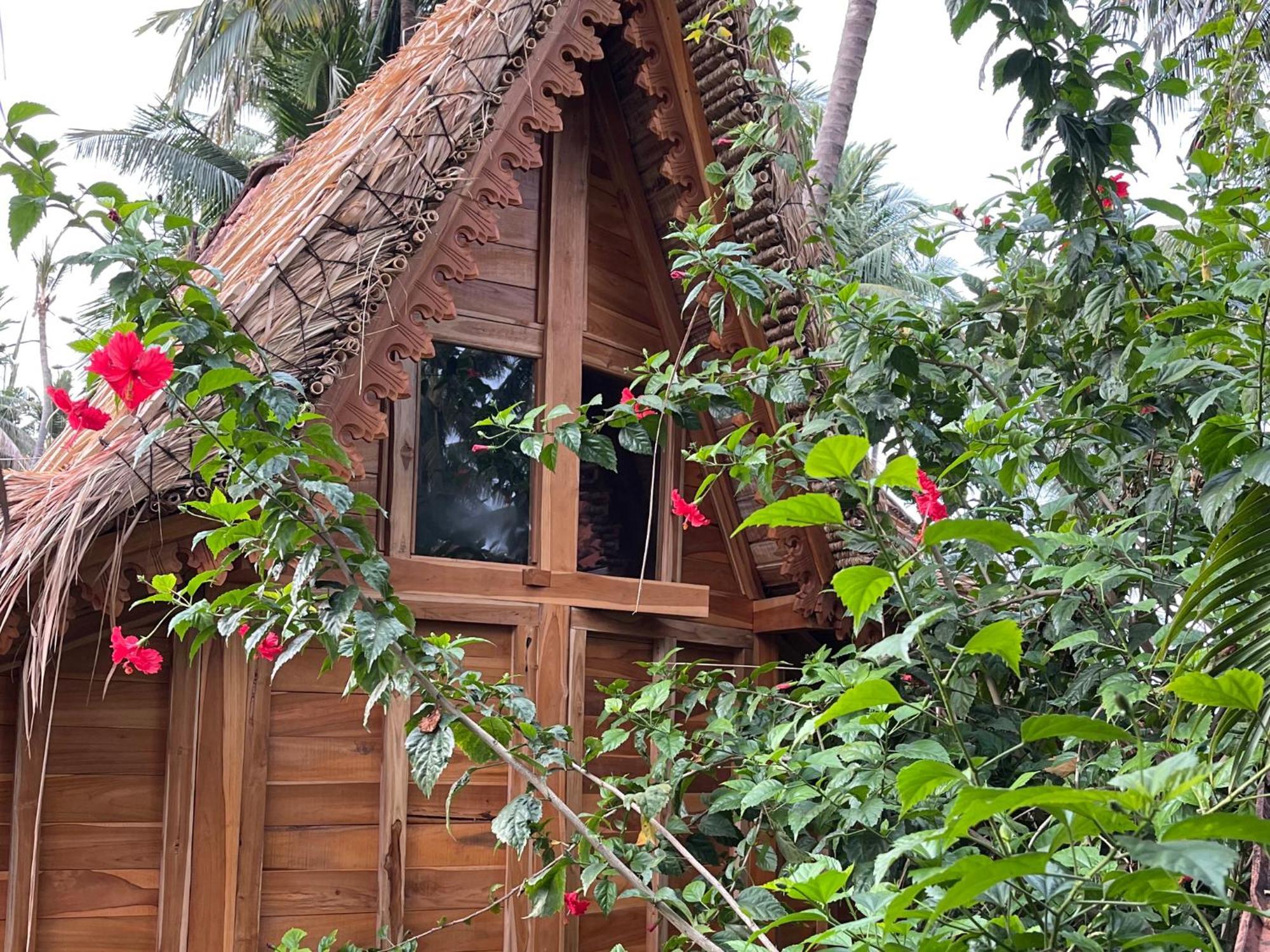 Louka Beach Bali 提安亚尔 外观 照片