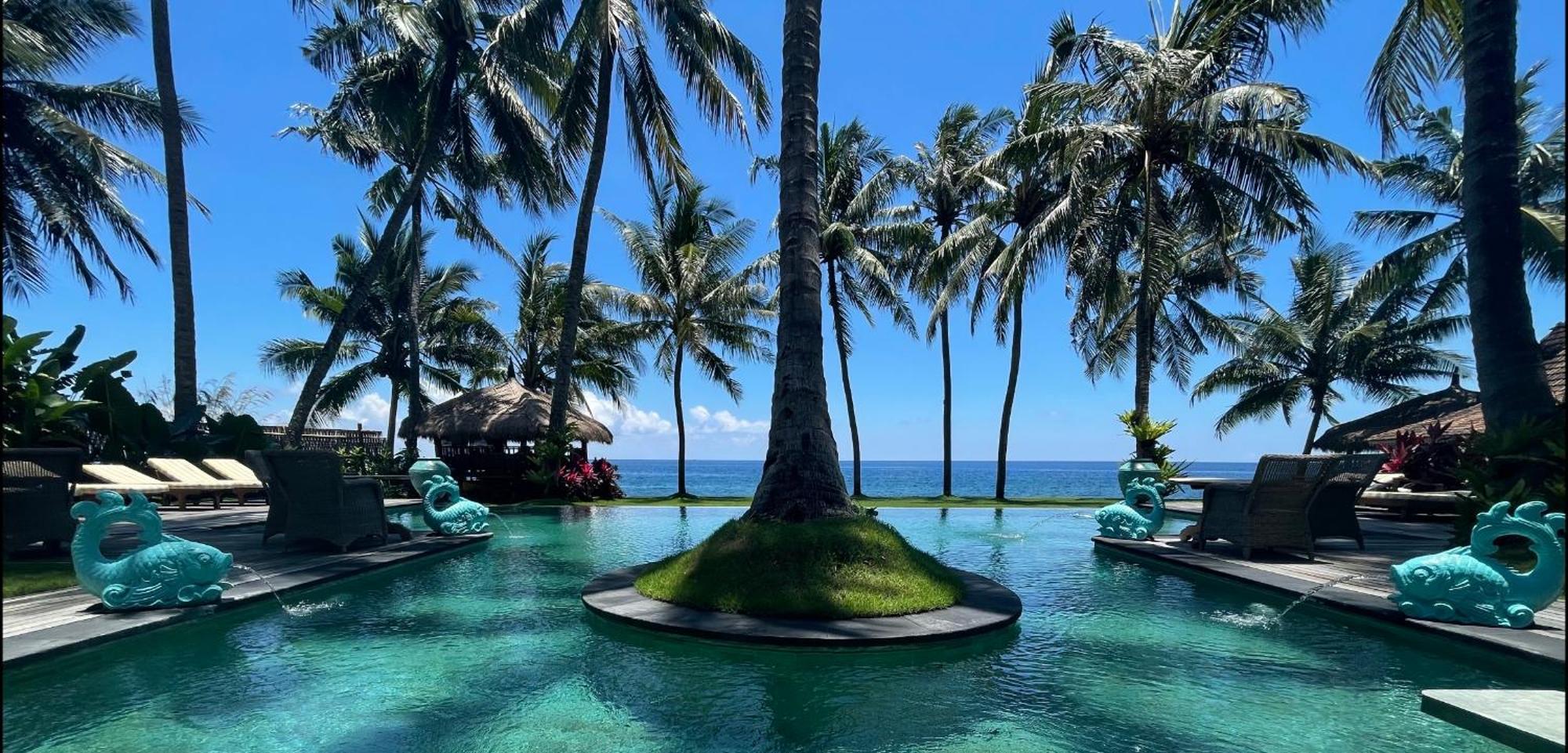 Louka Beach Bali 提安亚尔 外观 照片