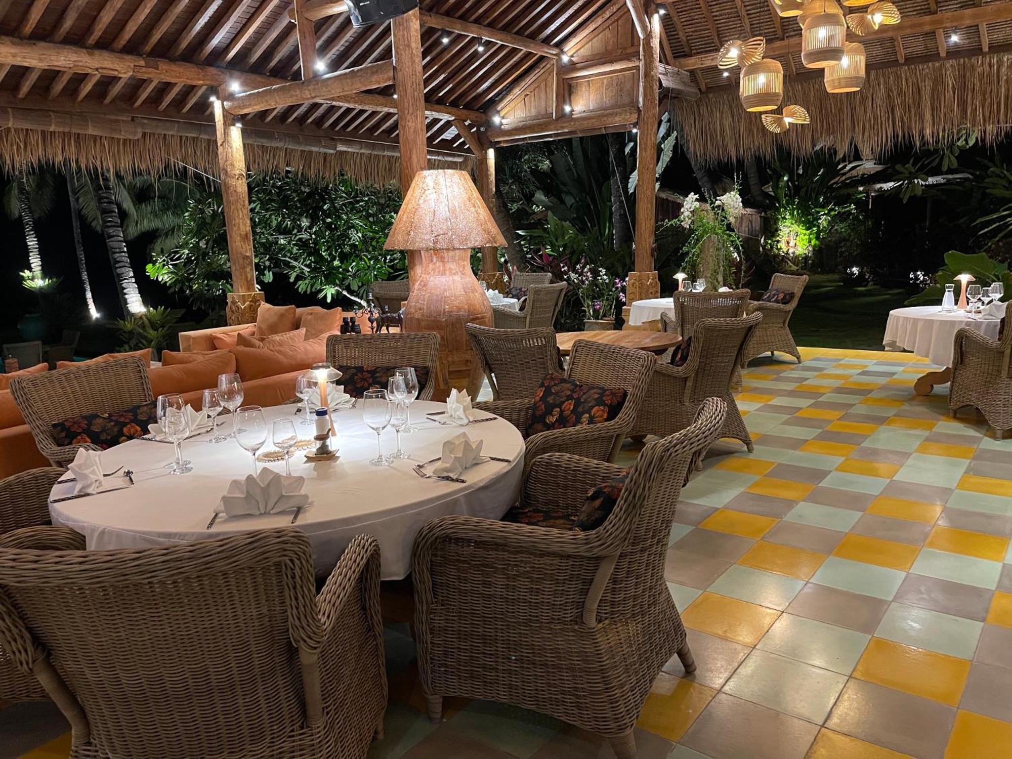 Louka Beach Bali 提安亚尔 外观 照片